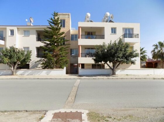 Kyriakos Court - Photo2
