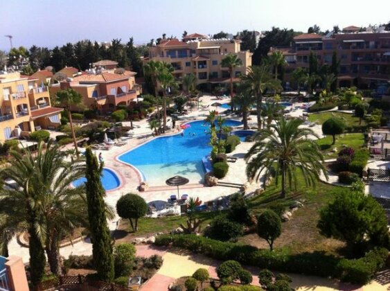 Limnaria Gardens B - Photo2