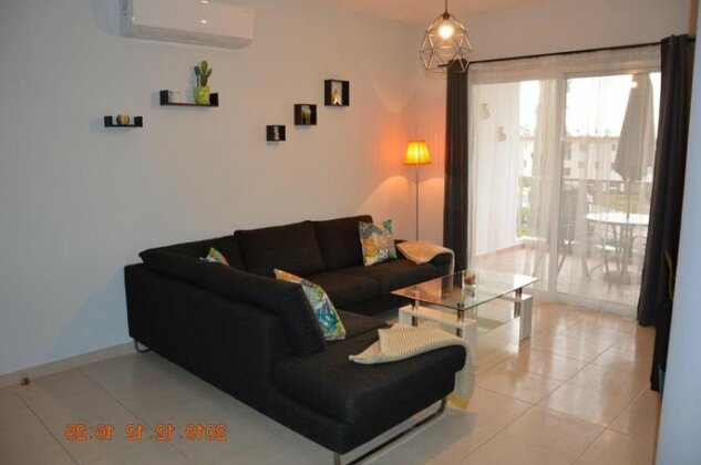 Luxury Apartment Paphos - Photo2