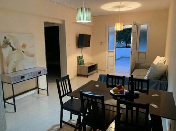Mari House-close to the beach - Photo2