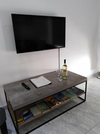 Modern Apartment in Paphos town centre - Photo5