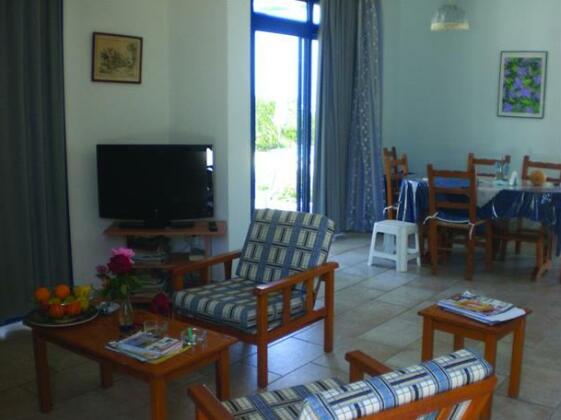 Muses Villas - Photo5