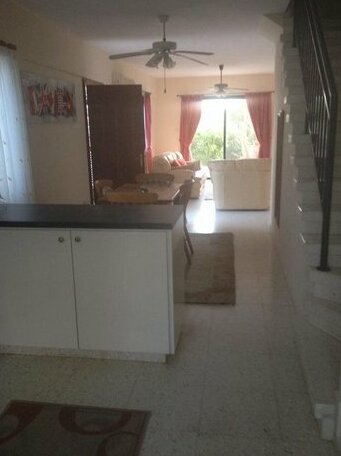 Royal Complex Holiday Home - Photo3