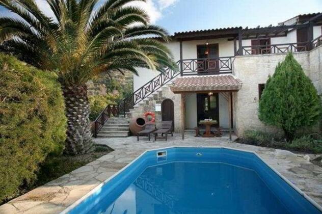 Z & X Holiday Villas Miliou Area Paphos - Photo2