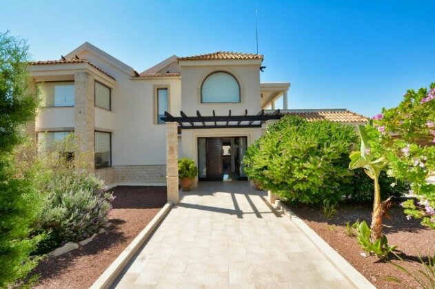 Ekali Mansion - Photo5