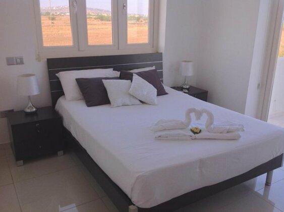 Theomeli - Photo3