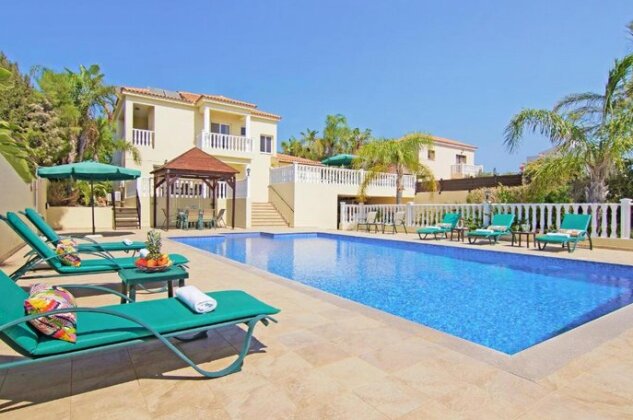 Villa Solaris Paralimni - Photo2