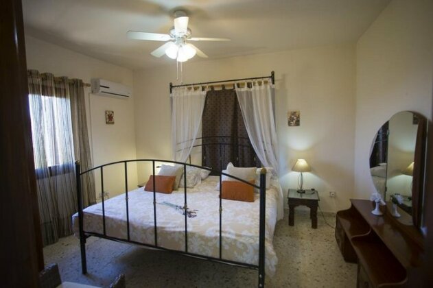 George Houses - Photo5