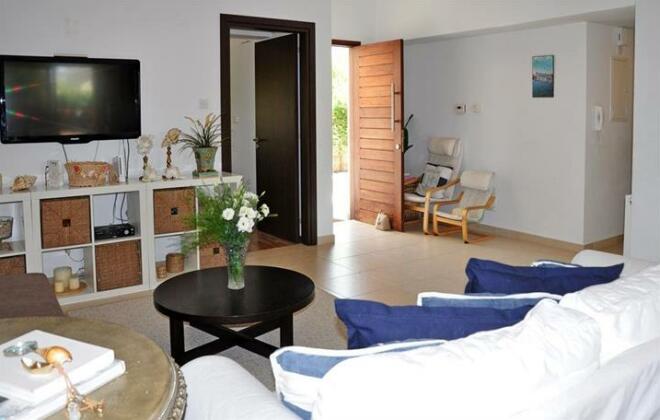 Ameli Beach House - Photo3