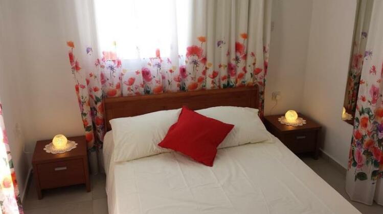 Colonian Villa - Photo2