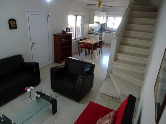 Maria Petros Beach Houses - Photo3