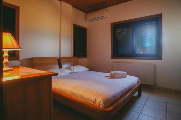 Seafront Villa Perivolia - Photo4