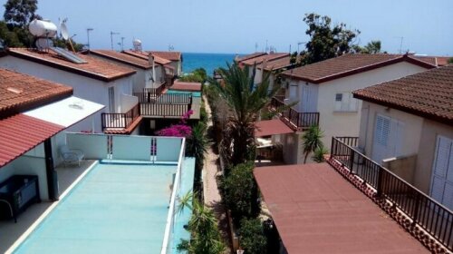 Spiros Seaside Villa no 11