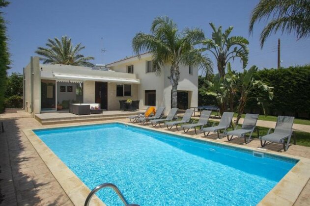 Villa Anthea Perivolia