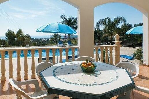 Julios - Photo5
