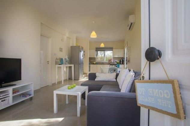 Villa Daisy Peyia - Photo3