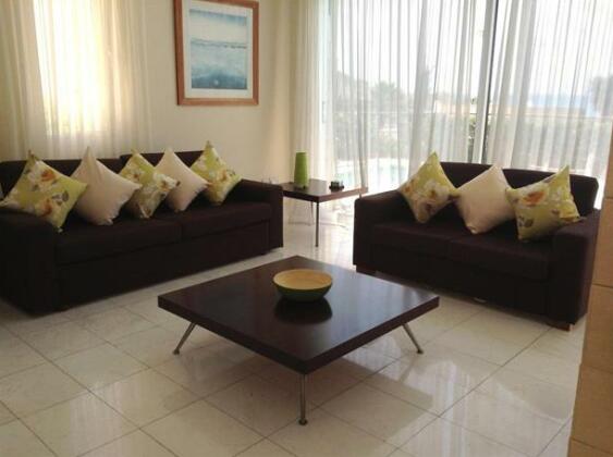 Calypso Pissouri - Photo5