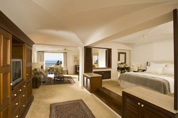 Columbia Beach Resort - Photo5
