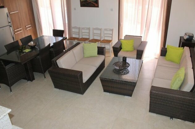 Limnes Villas Pissouri - Photo5