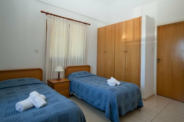 Amalia Villa Polis - Photo5