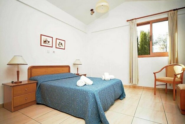 Antigoni Polis - Photo4