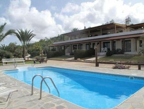 Ayia Zoni Apartments - Photo2