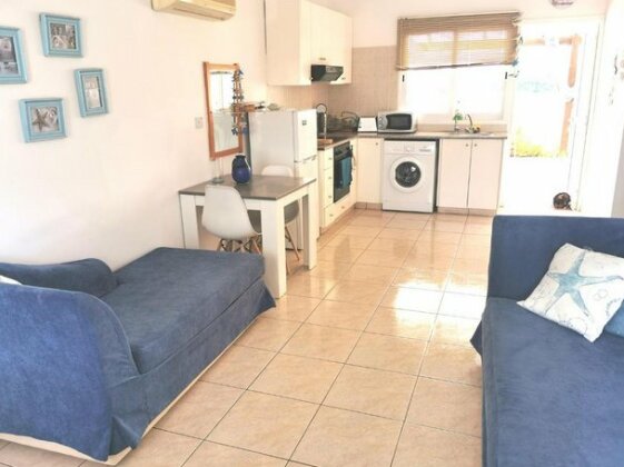 Elizabeth Apartment Polis - Photo2