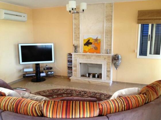 Latchi Marina Villa 1 - Photo3