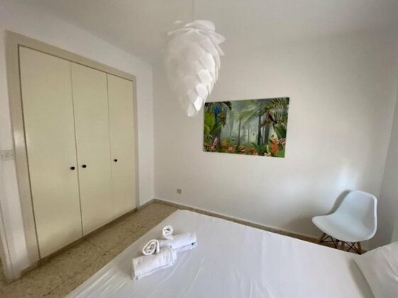 Orphanides - Photo5