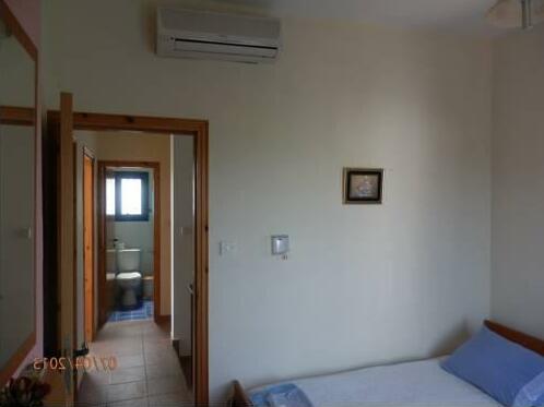 Rotiana Beach Villas - Photo2