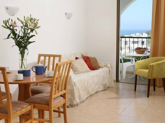 Stephanos Hotel Apartments - Photo5