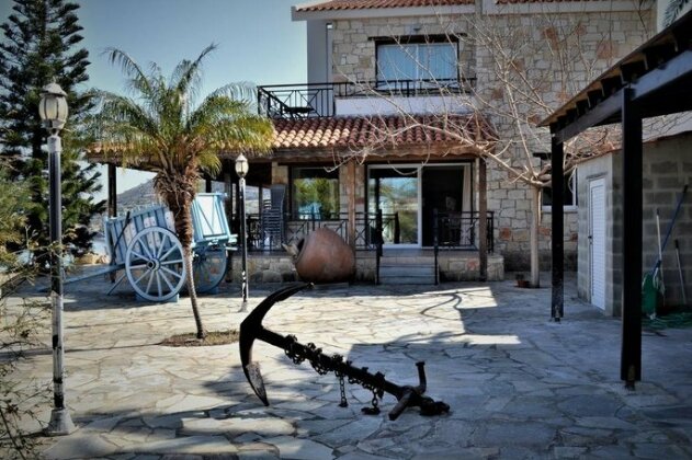Fata Morgana Pomos - Photo2