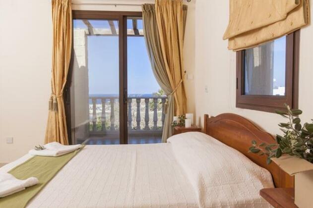 Petros Seashore Villa - Photo5
