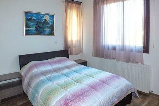 Pomos View - Photo5