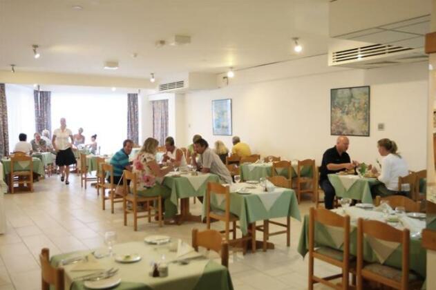 Adelais Bay Hotel - Photo5