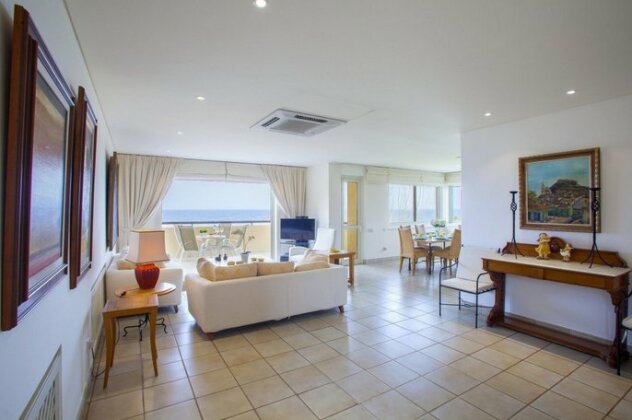 Alia Seafront Suite - Photo4