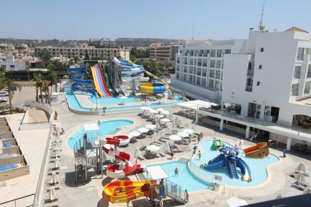 Anastasia Hotel Apartments - Photo2