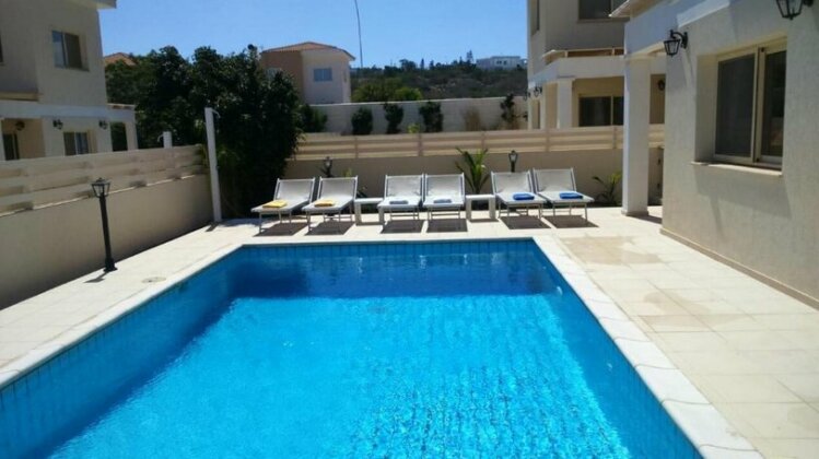 Anthorina Villa 13 - Photo2