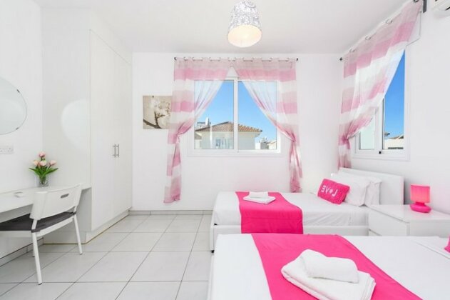 Avra Villa 75 - Photo5
