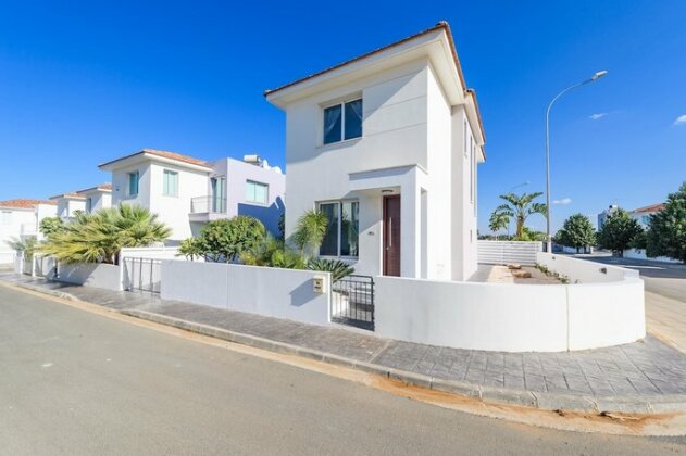 Avra Villas