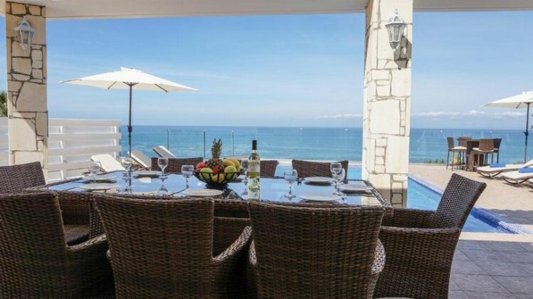 Beach Front Aqua Marina - Photo5
