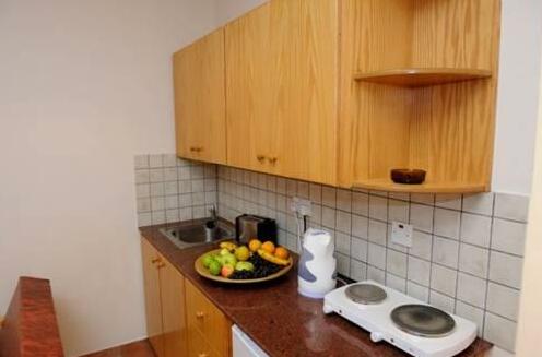Blue Peter Apartments - Photo4