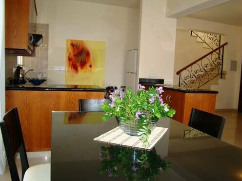 Blue Water Bay Royal House - Photo2