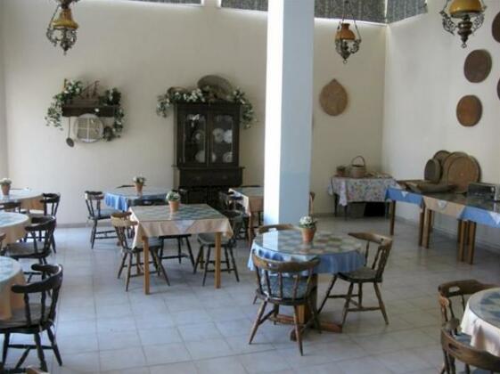 Captainpier Hotel Apts - Photo3