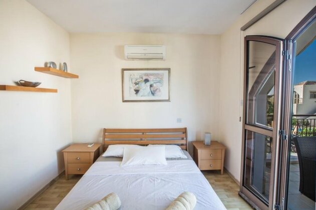 Elena Villa 8 - Photo3
