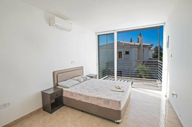 Erato Villas - Photo2
