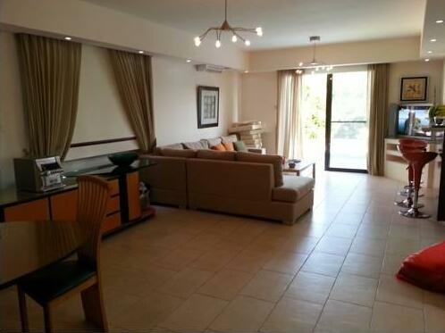 Gabriel Villa - Photo5
