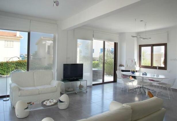 Greek Paradise - Photo3