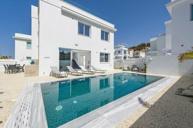 Green Bay Villas Protaras - Photo2