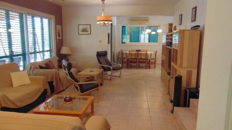 Konnos Villa - Photo3